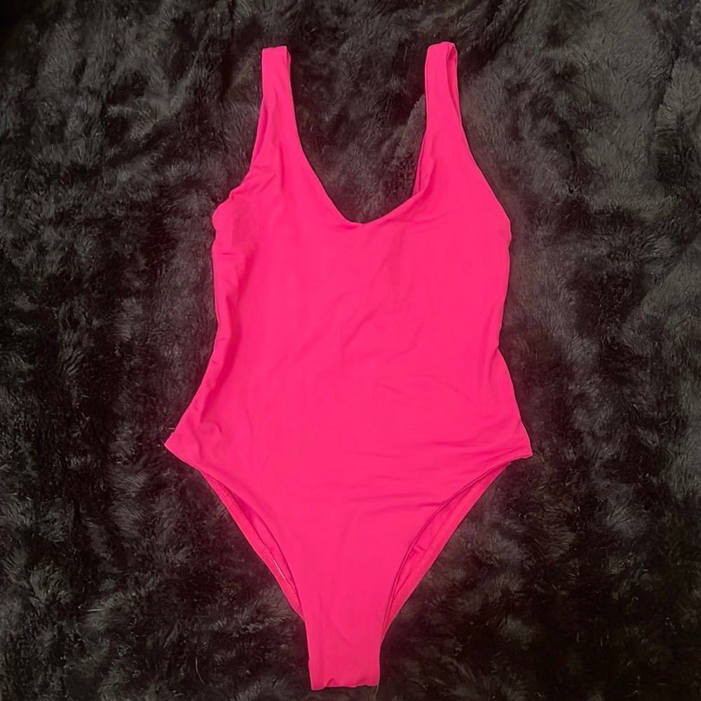 L space hot pink, one piece